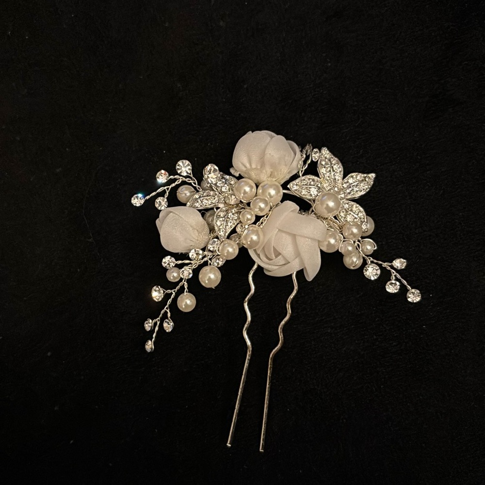 Bridal hair pin